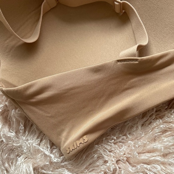 SKIMS LIGHTLY LINED WIRELESS BRA IN OCHRE SIZE 38DD NWT $60 - Picture 8 of 11
